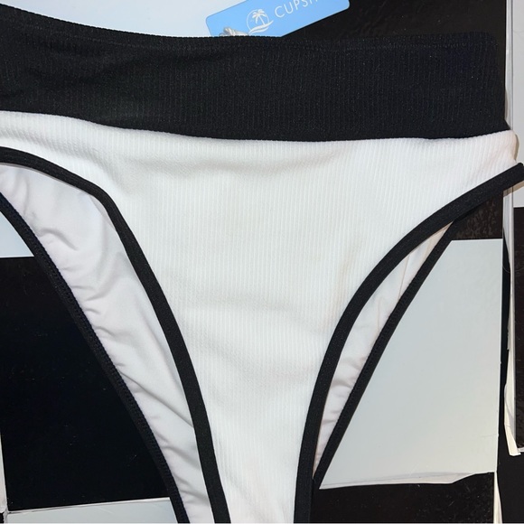 BIKINI BUNDLE AS IS - Picture 13 of 13